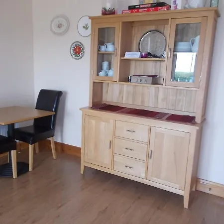 Alojamento de Acomodação e Pequeno-almoço Ocean Sound 2*